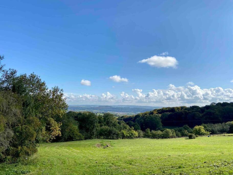 The Mill Stylish Rural Apartment With Beautiful Views Welsh Newton Common Exterior foto